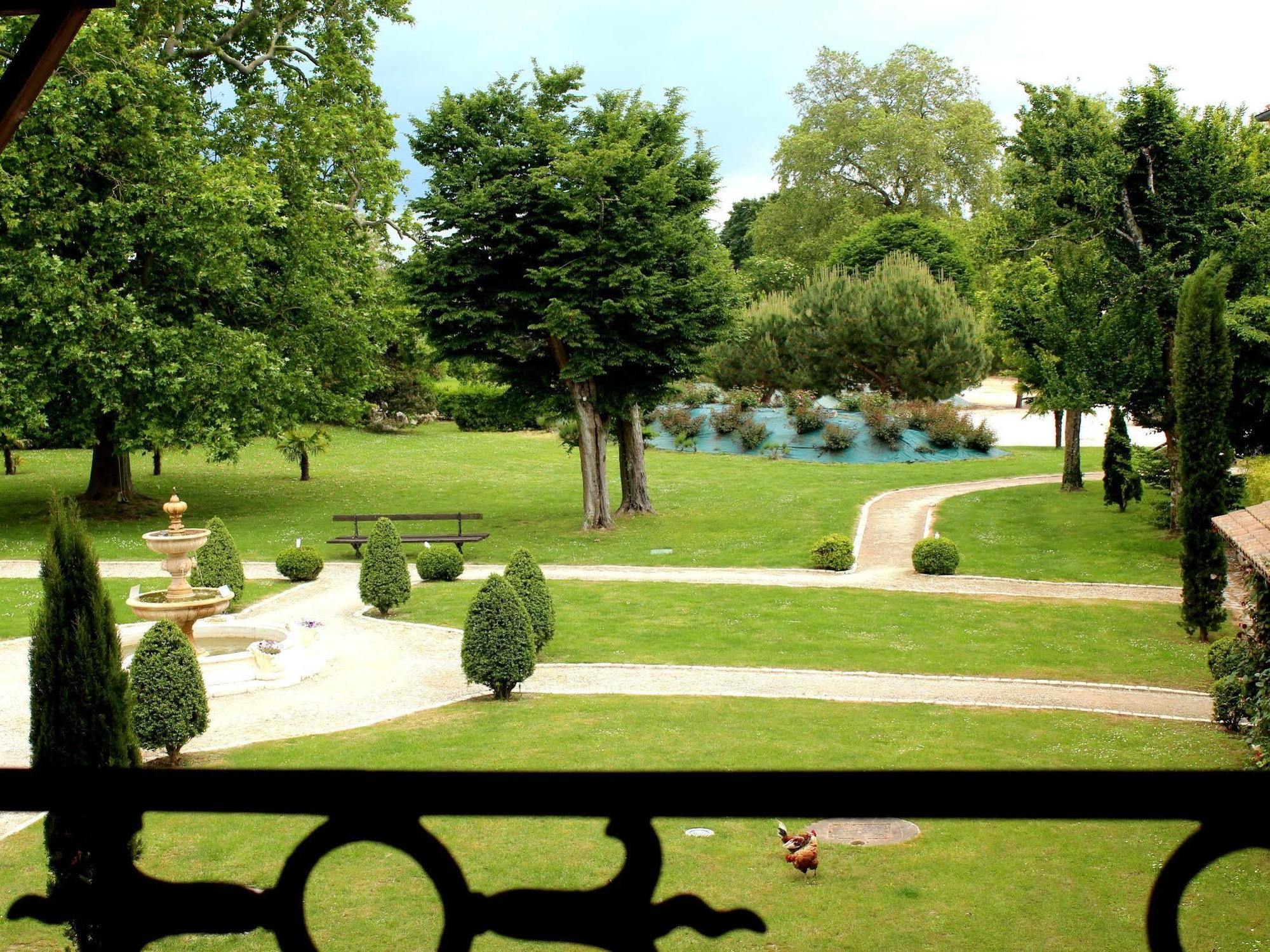 Domaine Des Chais Thénac Exteriér fotografie